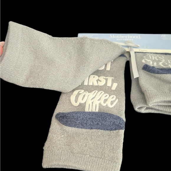 MOTHERHOOD MATERNITY Mom & Baby Socks Set - Picture 2 of 5